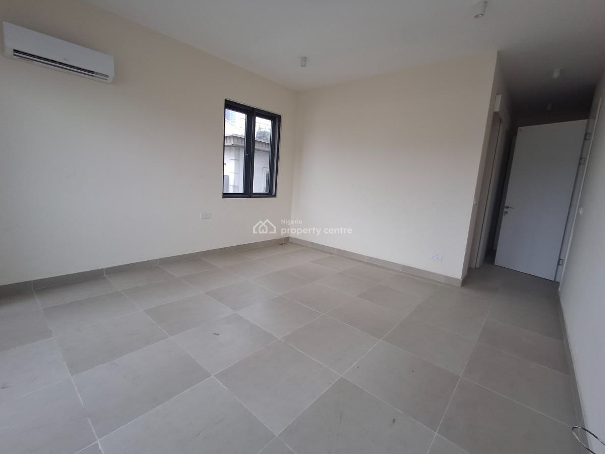 3 Bedroom Flat, Lekki Phase 1, Lekki, Lagos, Flat / Apartment for Sale