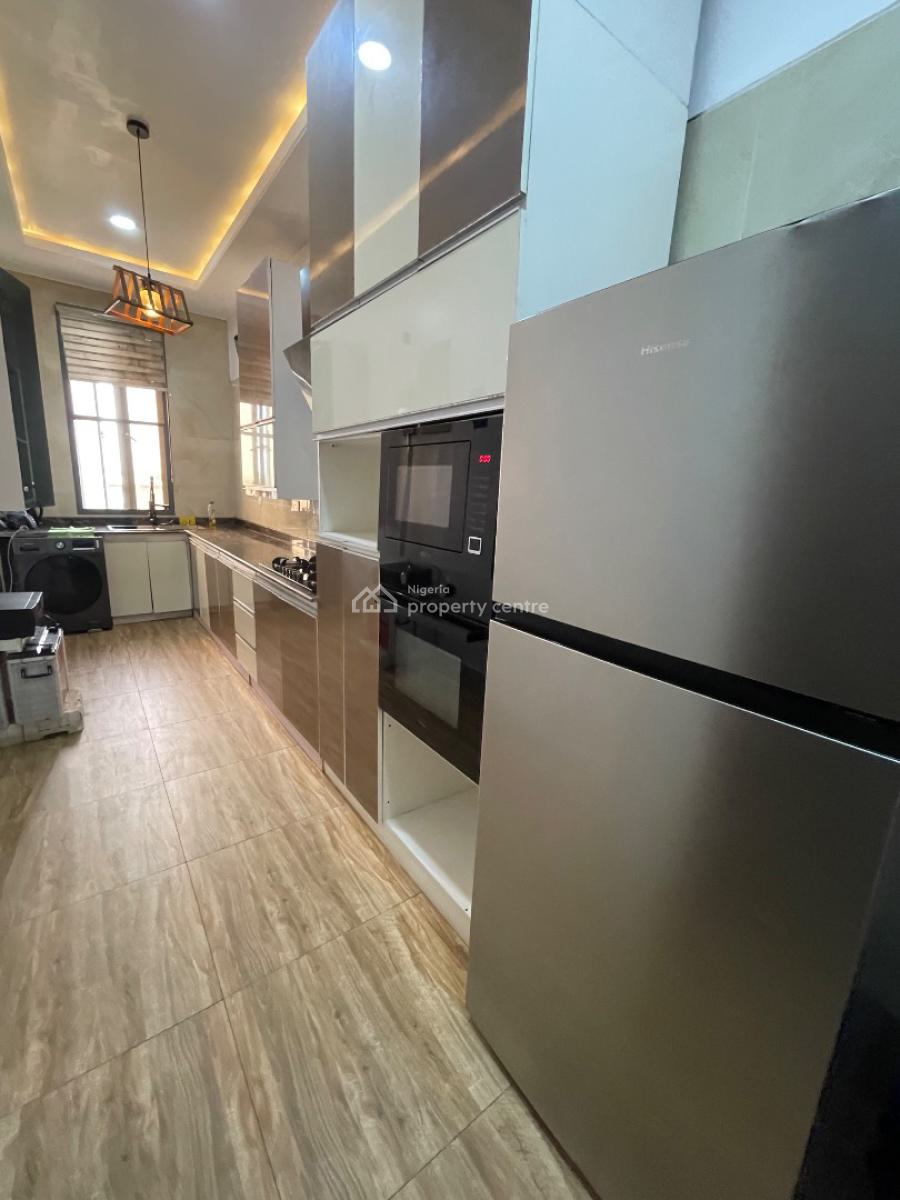 2 Bedroom Fully Furnished, Inside Estate at Lekki Right Handside, Lekki Phase 1, Lekki, Lagos, Flat / Apartment for Rent