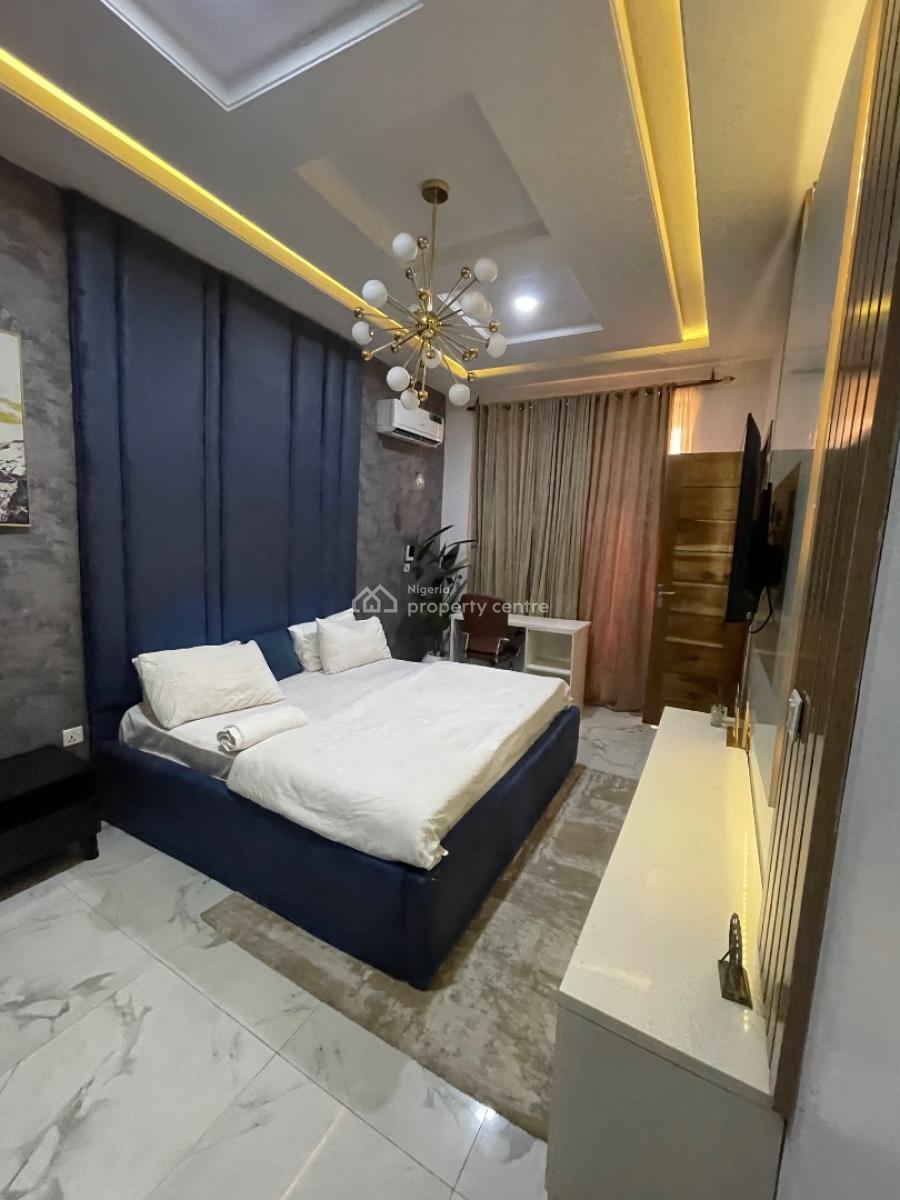 2 Bedroom Fully Furnished, Inside Estate at Lekki Right Handside, Lekki Phase 1, Lekki, Lagos, Flat / Apartment for Rent