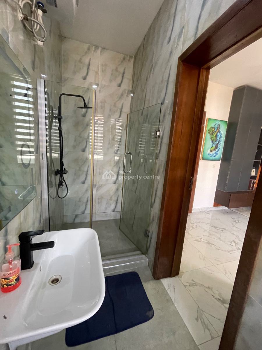 2 Bedroom Fully Furnished, Inside Estate at Lekki Right Handside, Lekki Phase 1, Lekki, Lagos, Flat / Apartment for Rent