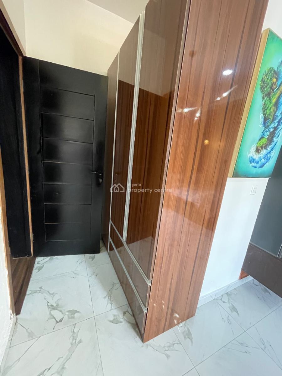 2 Bedroom Fully Furnished, Inside Estate at Lekki Right Handside, Lekki Phase 1, Lekki, Lagos, Flat / Apartment for Rent