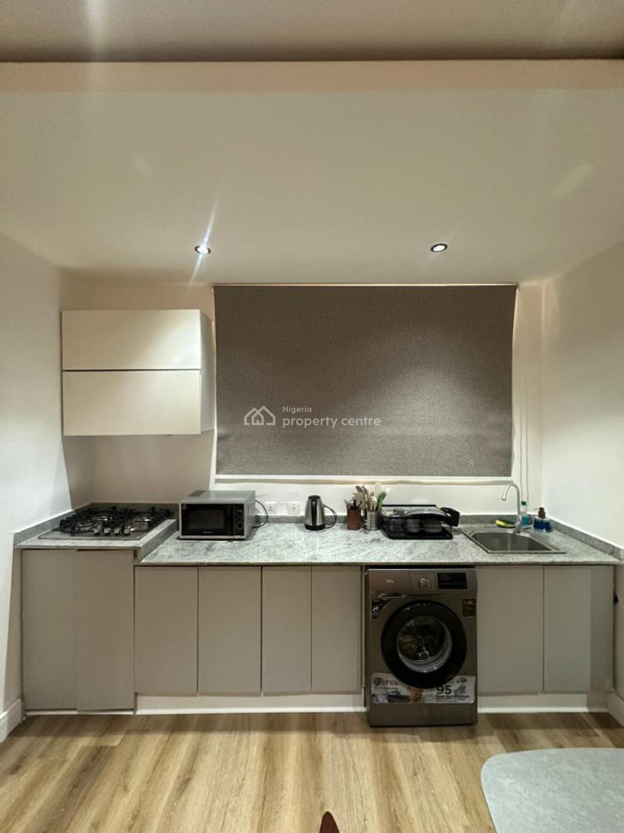 Lovely 1 Bedroom with Swimming Pool, Ikoyi, Lagos, Mini Flat (room and Parlour) Short Let