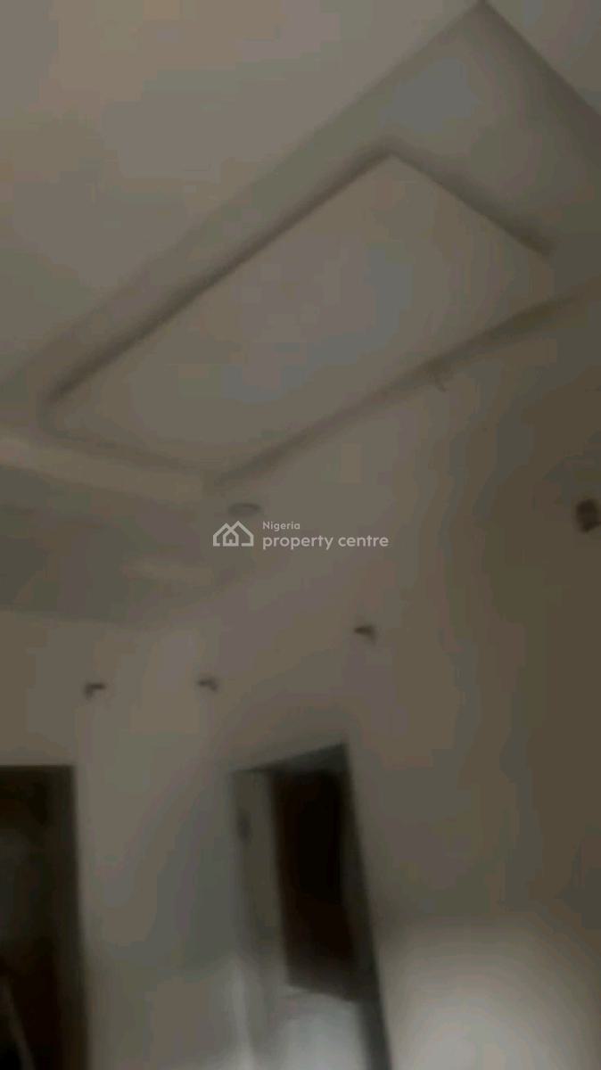 Standard Miniflat, Makoko, Yaba, Lagos, Mini Flat (room and Parlour) for Rent