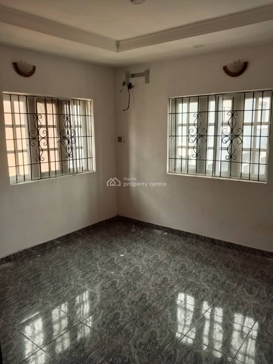 Standard 2 Bedroom Apartment, Addo Road, Badore, Ajah, Lagos, Flat / Apartment for Rent