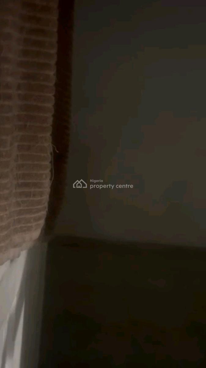 Standard Miniflat, Makoko, Yaba, Lagos, Mini Flat (room and Parlour) for Rent