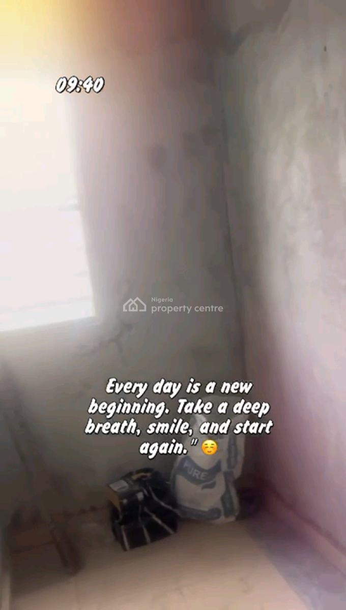 Standard Miniflat, Makoko, Yaba, Lagos, Mini Flat (room and Parlour) for Rent