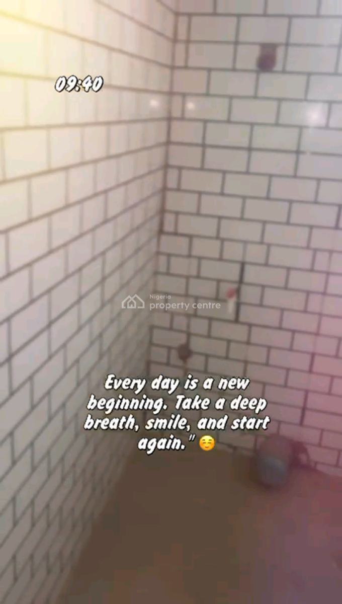 Standard Miniflat, Makoko, Yaba, Lagos, Mini Flat (room and Parlour) for Rent