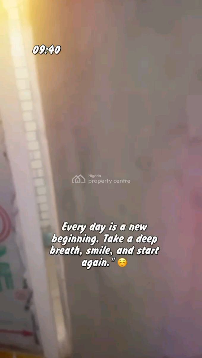 Standard Miniflat, Makoko, Yaba, Lagos, Mini Flat (room and Parlour) for Rent