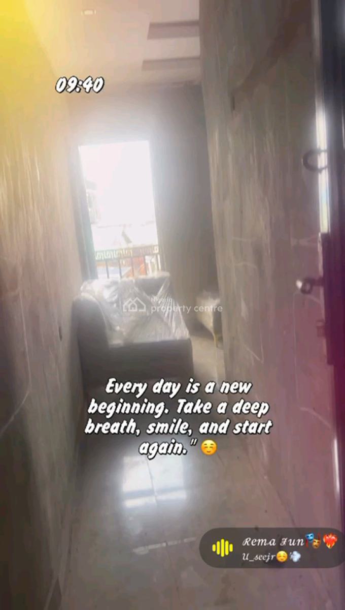 Standard Miniflat, Makoko, Yaba, Lagos, Mini Flat (room and Parlour) for Rent