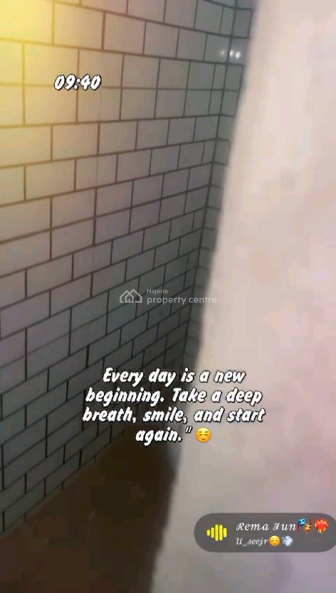 Standard Miniflat, Makoko, Yaba, Lagos, Mini Flat (room and Parlour) for Rent