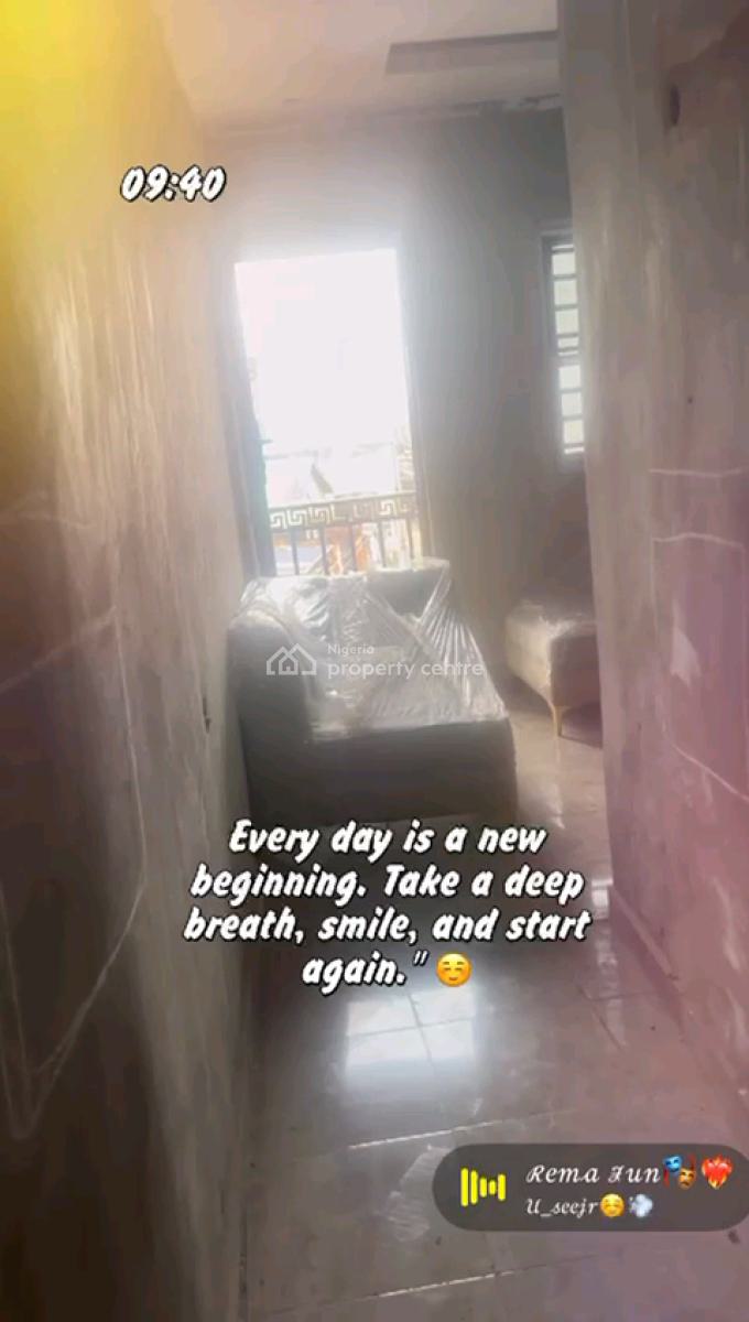 Standard Miniflat, Makoko, Yaba, Lagos, Mini Flat (room and Parlour) for Rent