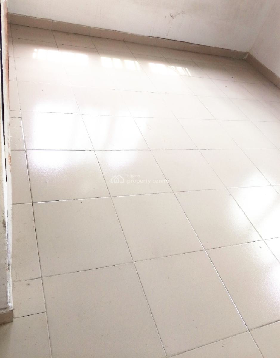 Nice and Standard Upstairs Self Con with Kitchen, By Sapphire Grills Before Ologufe Bus Stop, Awoyaya, Ibeju Lekki, Lagos, Self Contain (single Rooms) for Rent