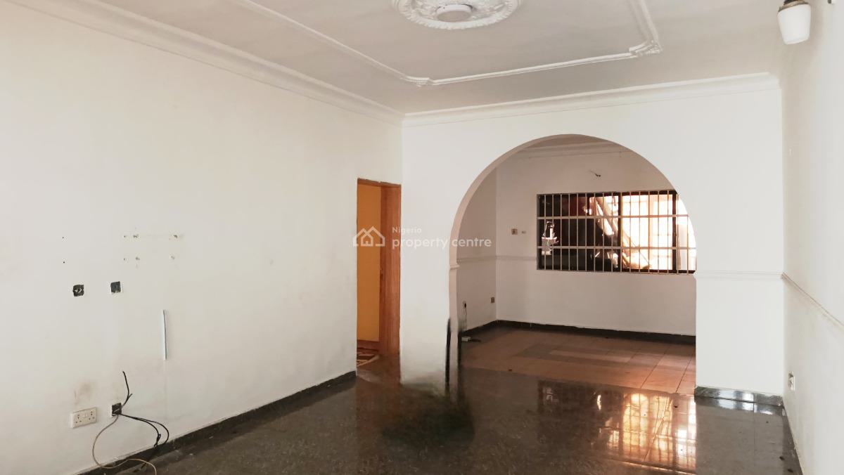 3 Bedrooms Flat with a Masters Bedroom, Gra Phase 2, Magodo, Lagos, Flat / Apartment for Rent