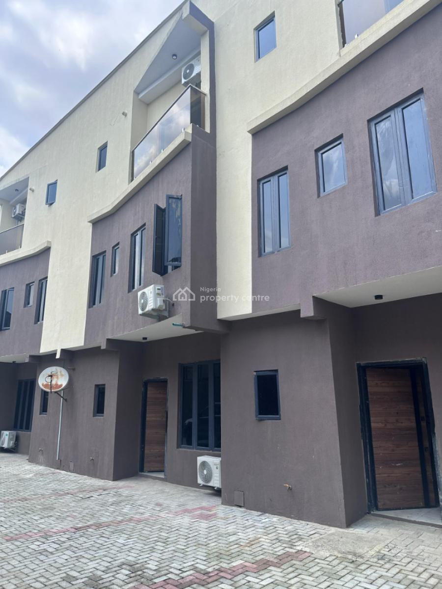 4 Bedroom Terrace with Bq and Fitted Kitchen, Gbagada, Lagos, Terraced Duplex for Sale