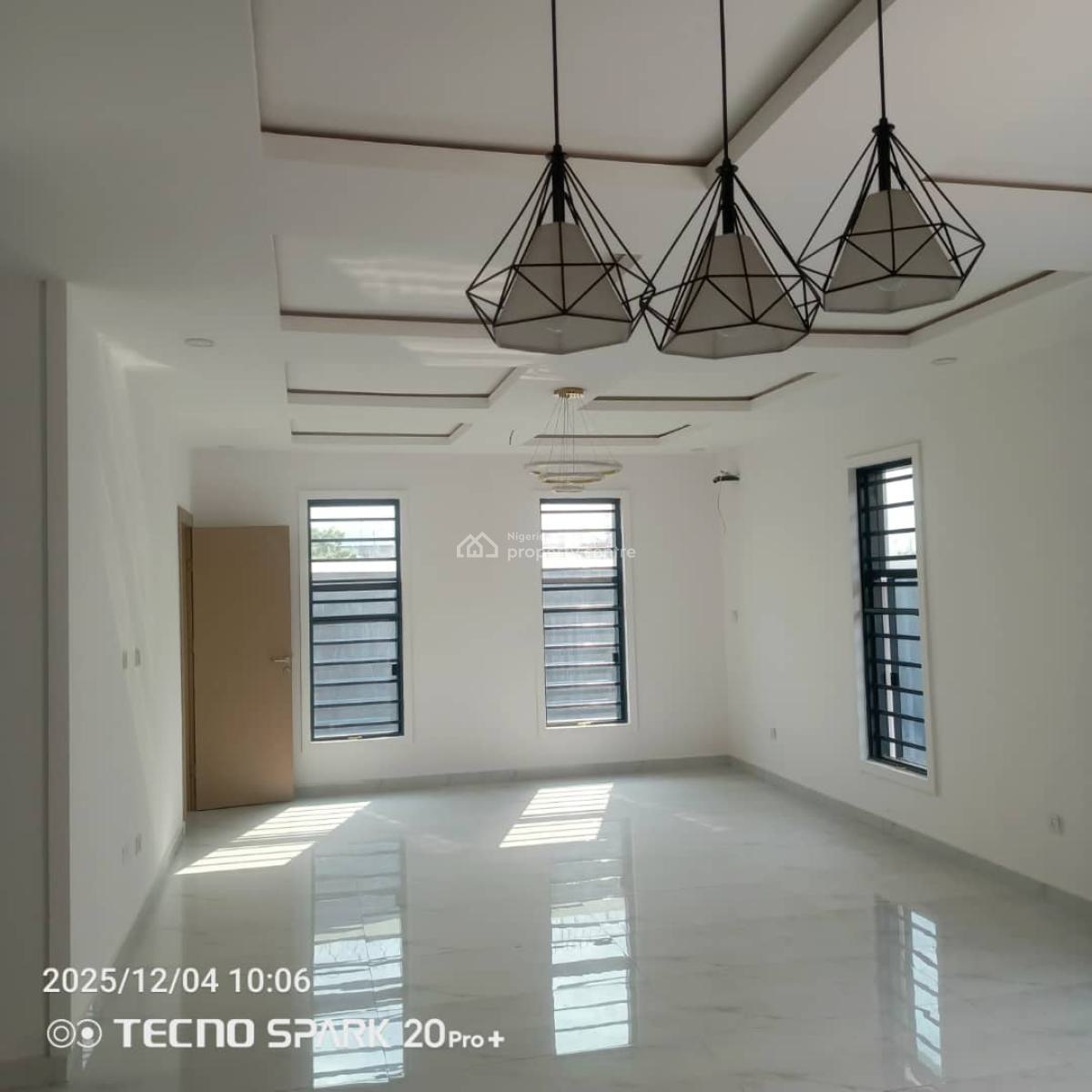 4 Bedrooms Detached Duplex in Magodo Isheri Ph1, Magodo Isheri Ph1, Olowora, Magodo, Lagos, Detached Duplex for Sale