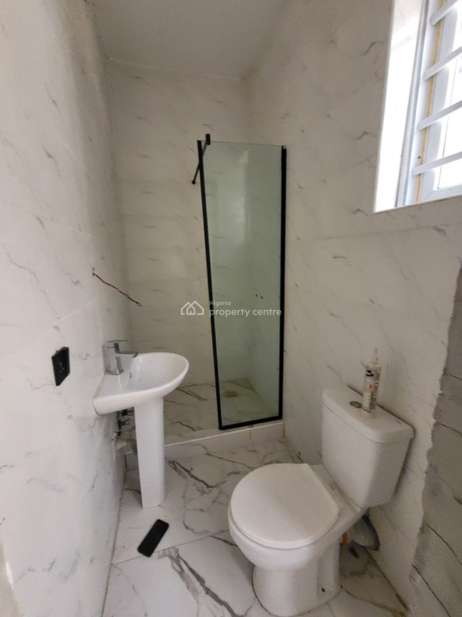 Very Spacious Room and Palour Mini Flat in a Secure Estate, Ikota, Lekki, Lagos, Flat / Apartment for Rent