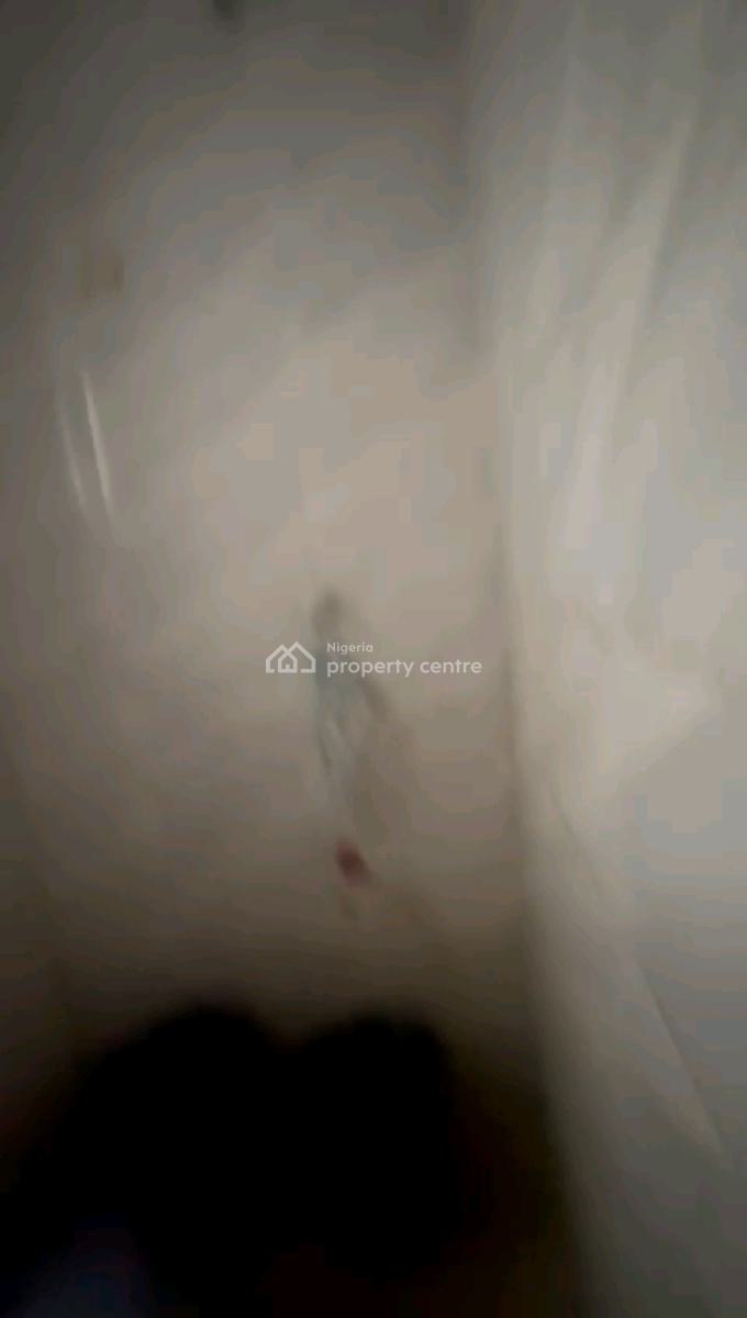 a Room Self-contain Available on The 2nd Floor Comes with Full Pop, Bajulaye, Shomolu, Lagos, Self Contain (single Rooms) for Rent