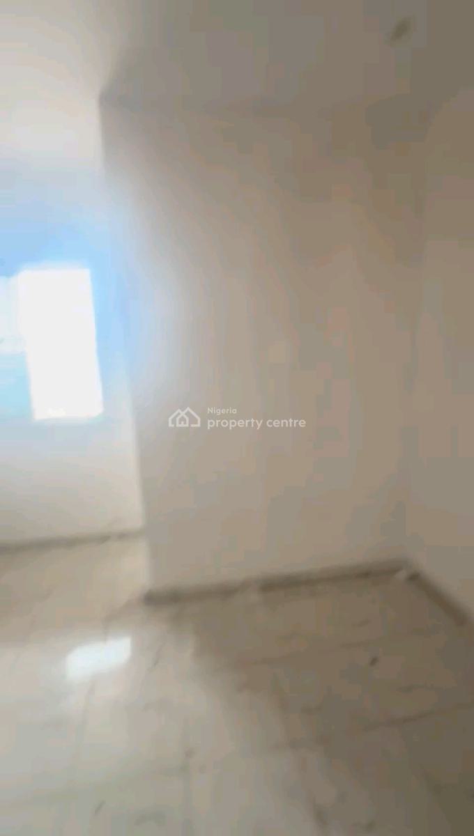 a Room Self-contain Available on The 2nd Floor Comes with Full Pop, Bajulaye, Shomolu, Lagos, Self Contain (single Rooms) for Rent