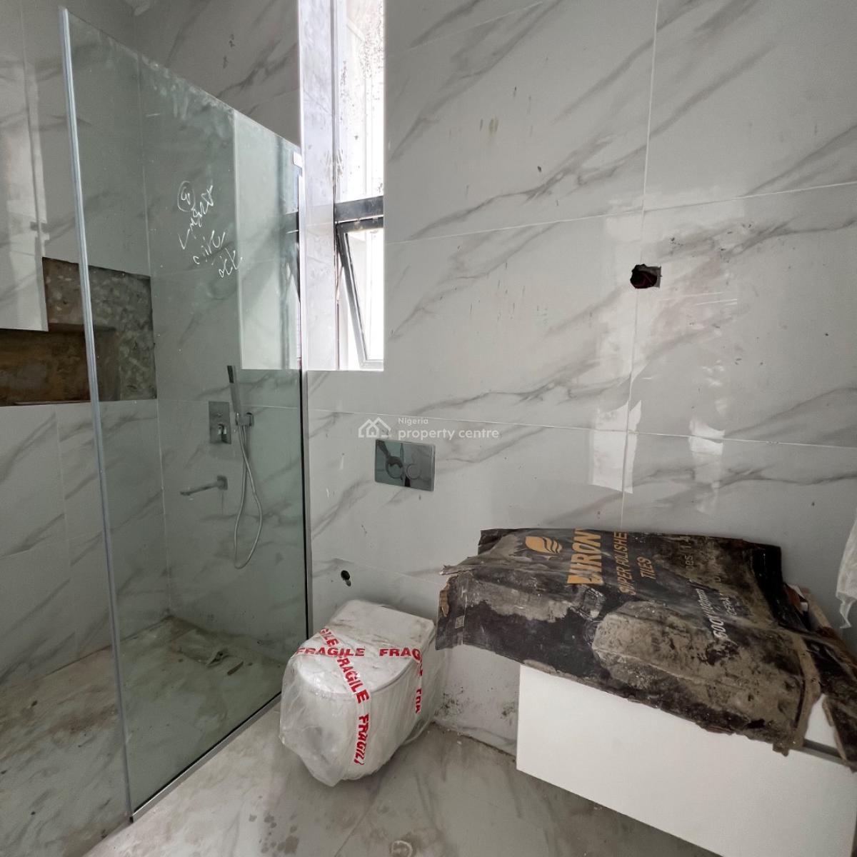 1 Bedroom Flat, Lekki Phase 1, Lekki, Lagos, Flat / Apartment for Sale