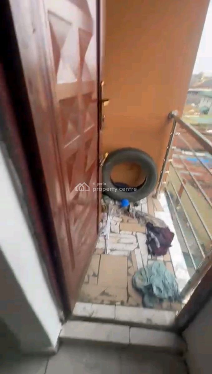 a Room Self-contain Available on The 2nd Floor Comes with Full Pop, Bajulaye, Shomolu, Lagos, Self Contain (single Rooms) for Rent