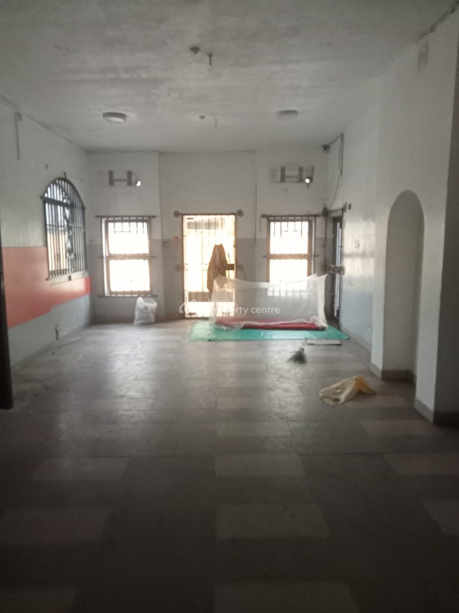 Commercial Building on 2 Floors (18 Rooms & Halls), Off Oba Akran, Ikeja, Lagos, Office Space for Rent