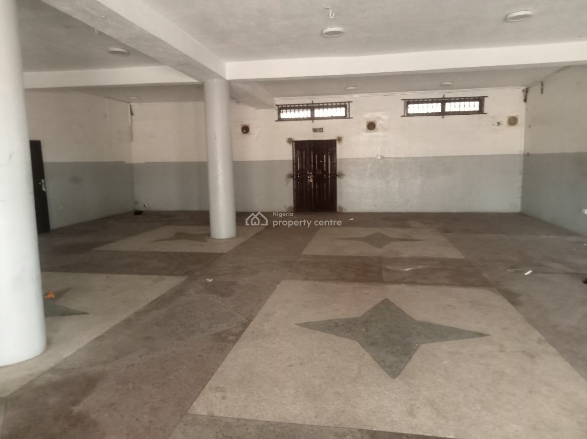 Commercial Building on 2 Floors (18 Rooms & Halls), Off Oba Akran, Ikeja, Lagos, Office Space for Rent