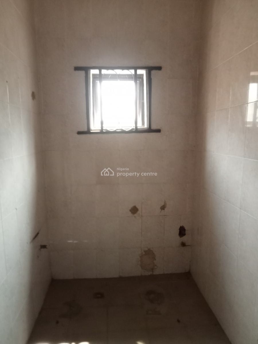 Commercial Building on 2 Floors (18 Rooms & Halls), Off Oba Akran, Ikeja, Lagos, Office Space for Rent