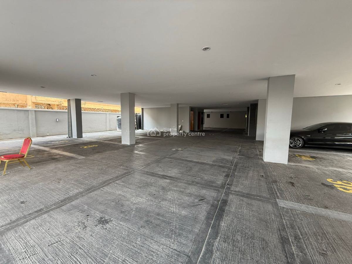 2 Bedroom Apartment with Bq, Swimming Pool, Elevator & Gym., Lekki Phase 1, Lekki, Lagos, Block of Flats for Sale