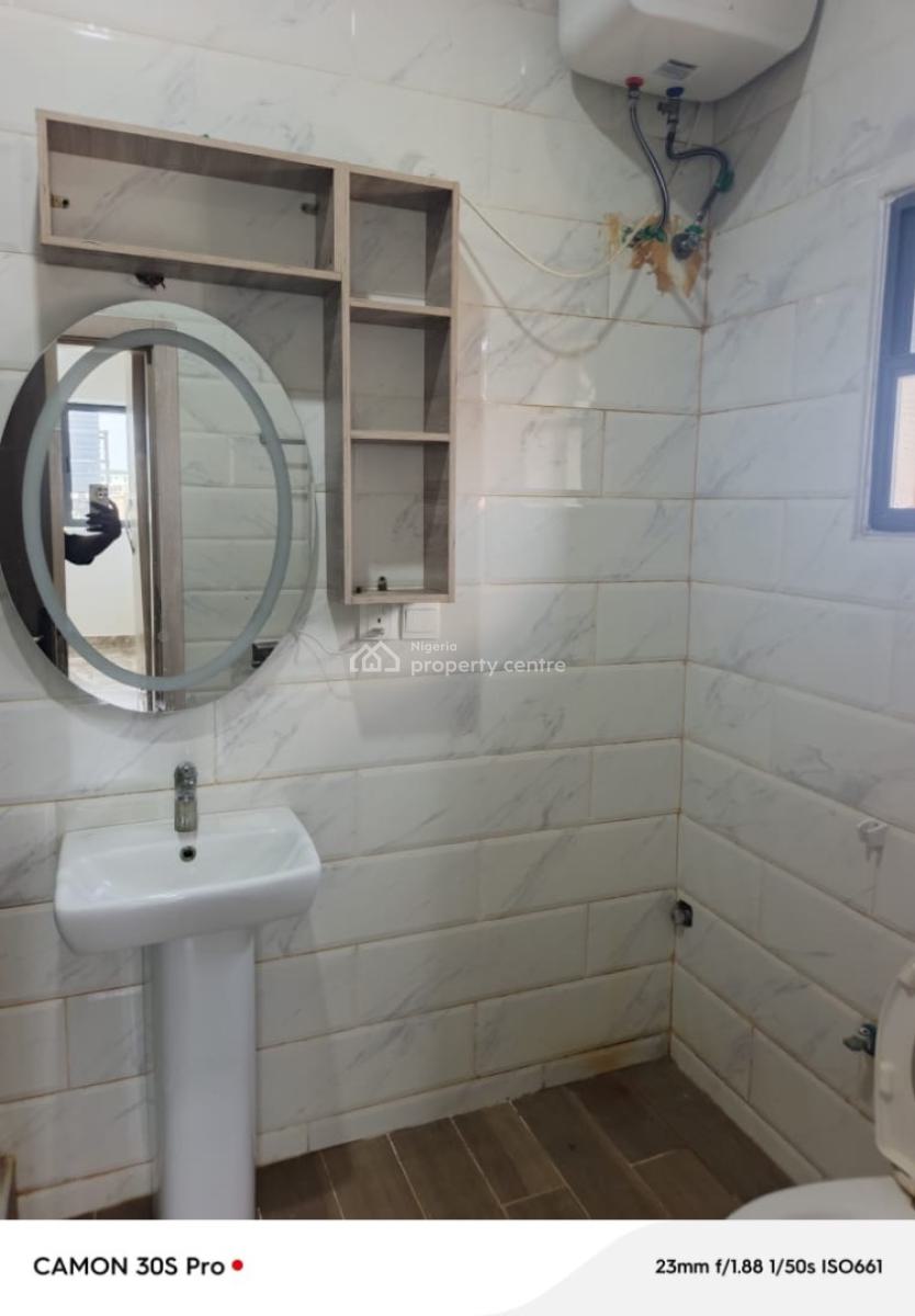 Well Maintained 3-bedroom Apartment, Conservation Road, Lekki, Lagos, Flat / Apartment for Rent