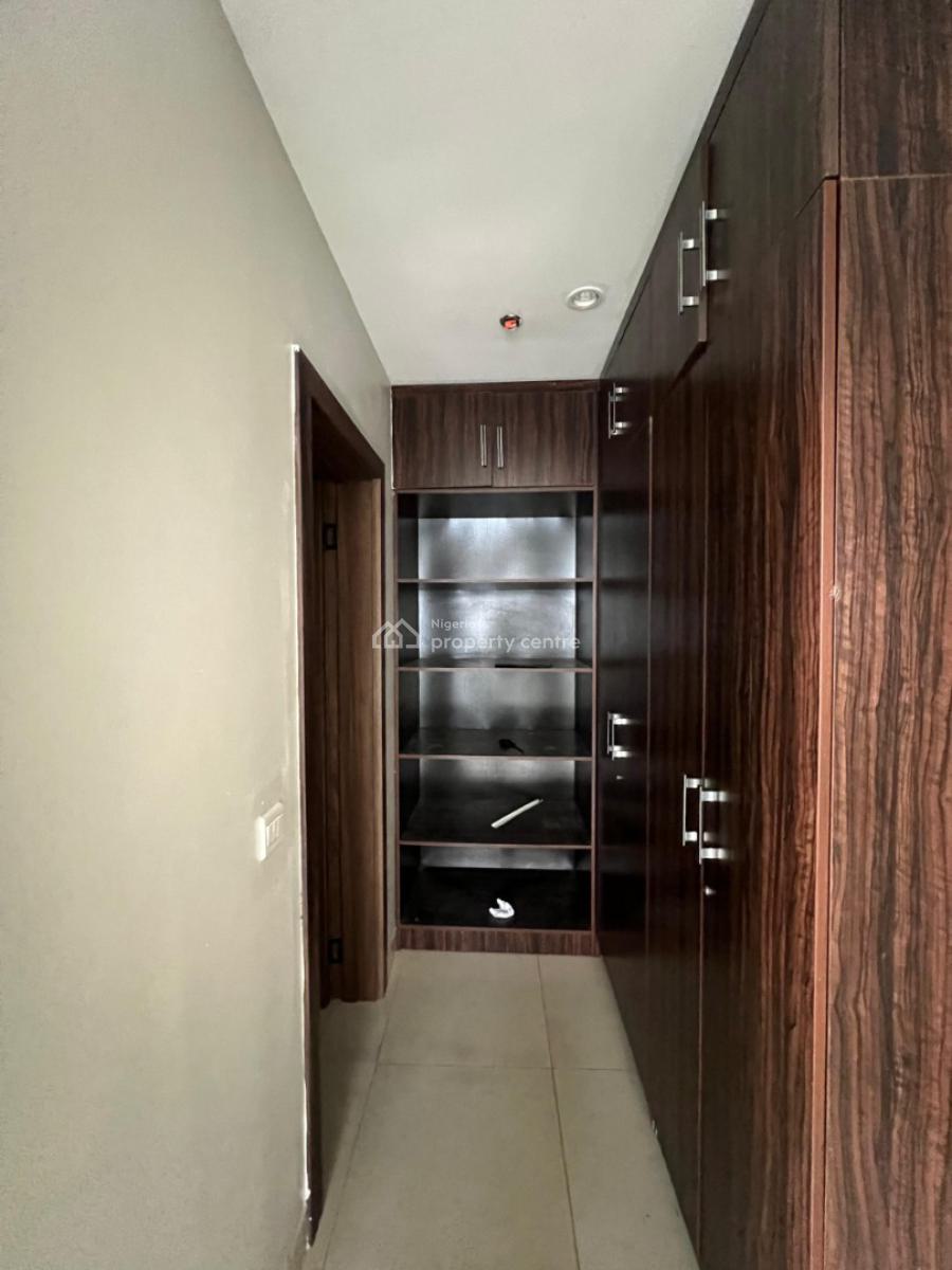 Oceanview 3 Bedrooms with Boyz Quarter, Bluewater Apartments, Lekki, Lagos, Flat / Apartment for Rent