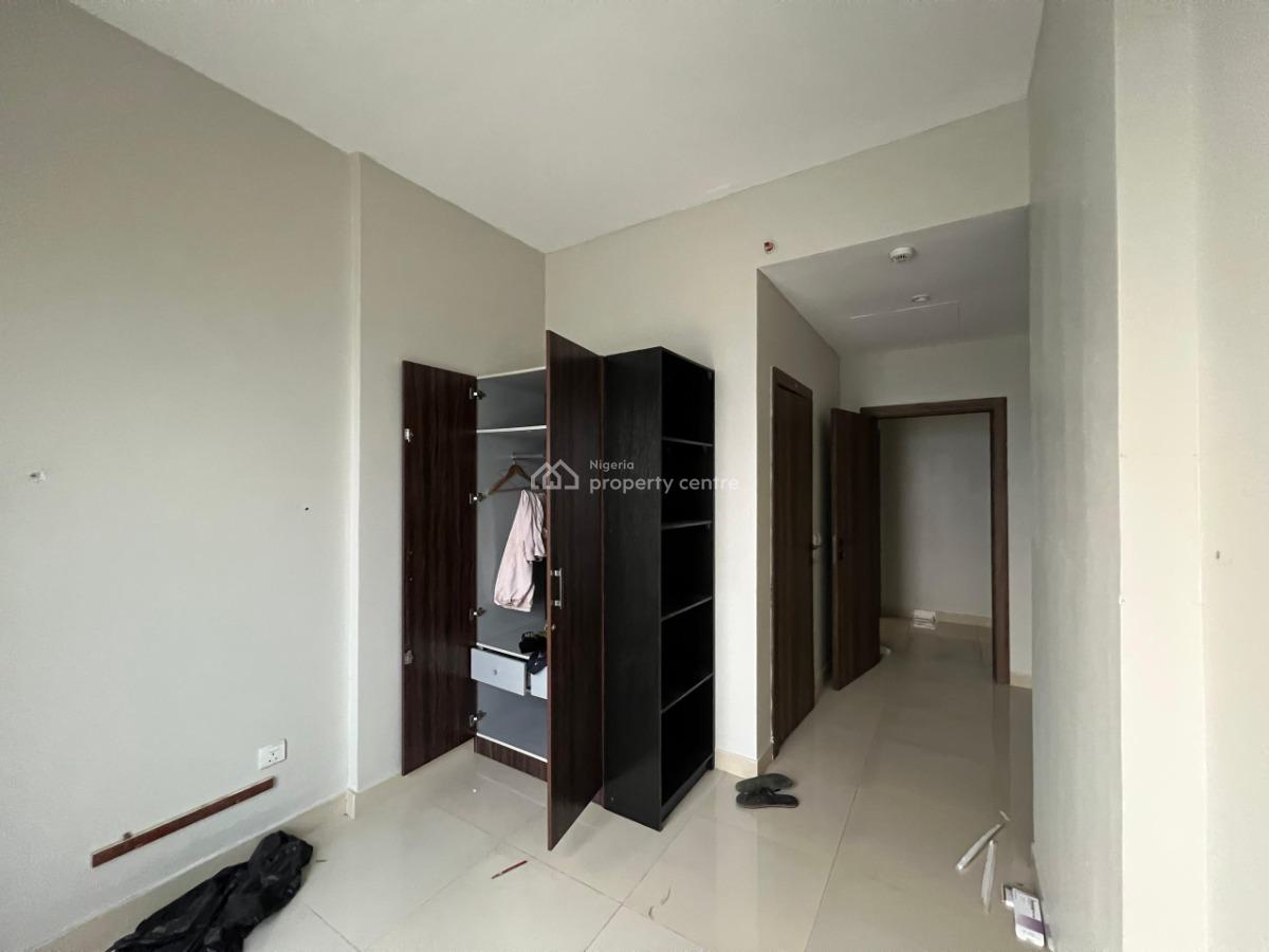 Oceanview 3 Bedrooms with Boyz Quarter, Bluewater Apartments, Lekki, Lagos, Flat / Apartment for Rent