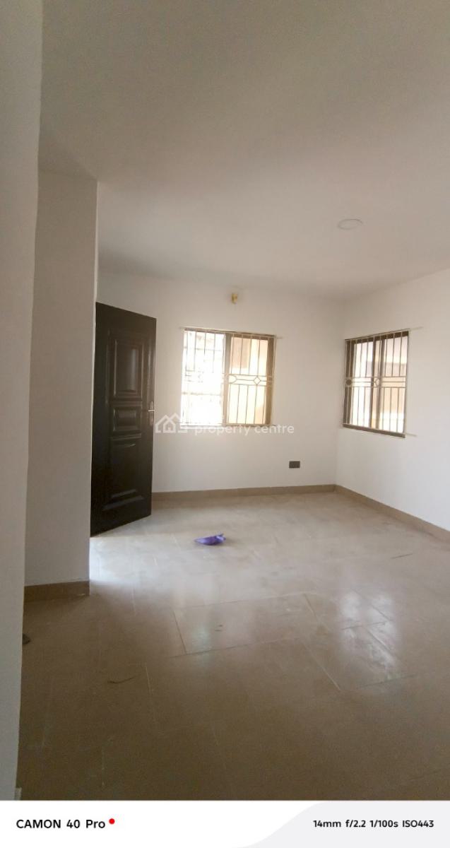 Choice Mini Flat, Off Ogunlana Drive / Akerele Street, Surulere, Lagos, Mini Flat (room and Parlour) for Rent