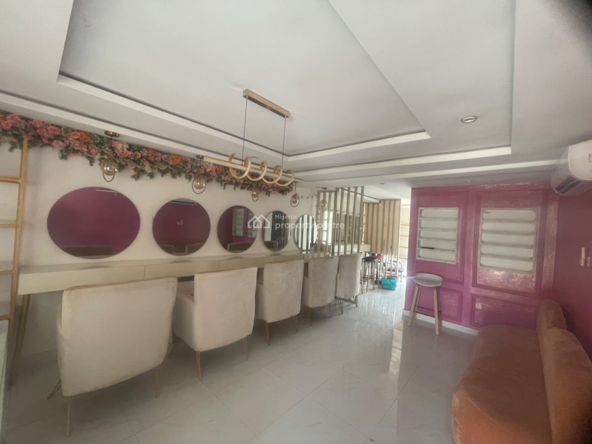 Big Office Or Buisness Space, Zone 5, Wuse, Abuja, Shop for Rent