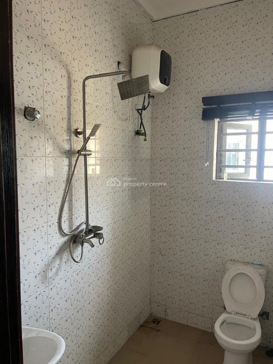 2 Bedroom Flat (upstairs), Sangotedo, Ajah, Lagos, Flat / Apartment for Rent