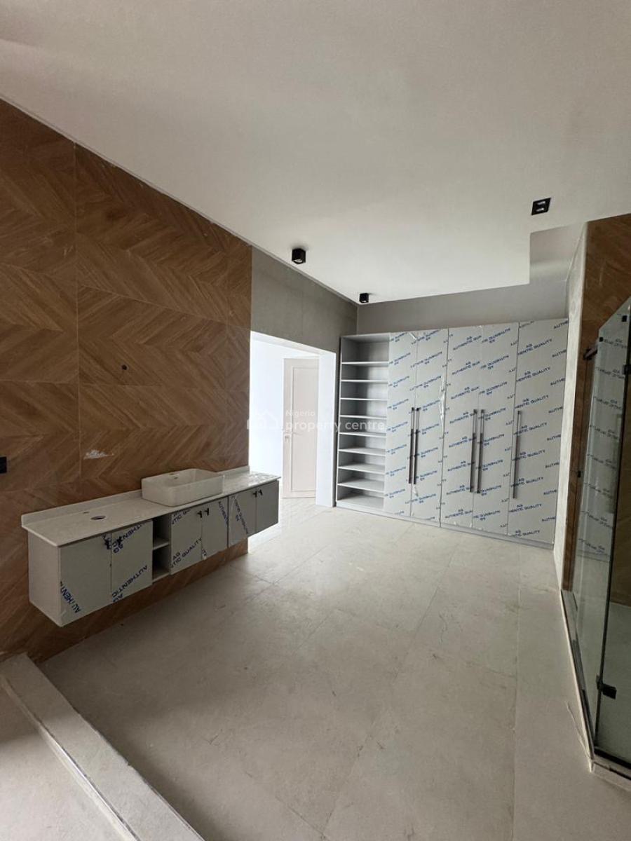 Luxury and Spacious with Roof Top Terrace and B Q, Chevron Drive, Lekki, Lagos, Semi-detached Duplex for Rent