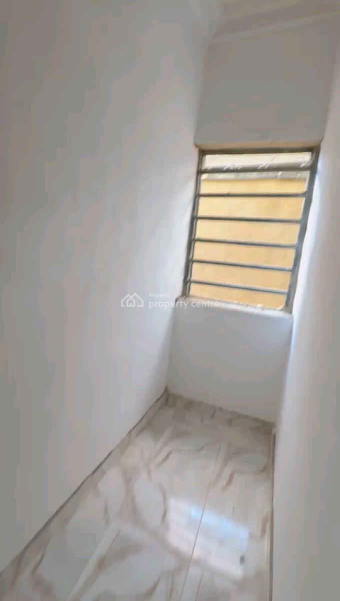 a Newly Built and Standard Roomself Contain, Groundfloor, Apata Street, Shomolu, Lagos, Self Contain (single Rooms) for Rent