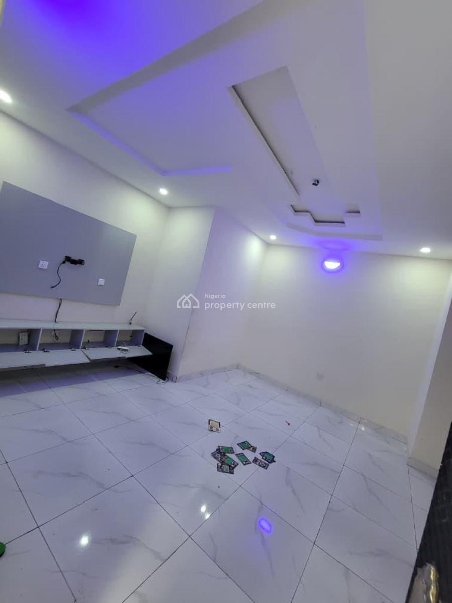 Well Maintained Mini Flat Downstairs, Lekki Atlantic Garden Estate, Ajah, Lagos, Mini Flat (room and Parlour) for Rent