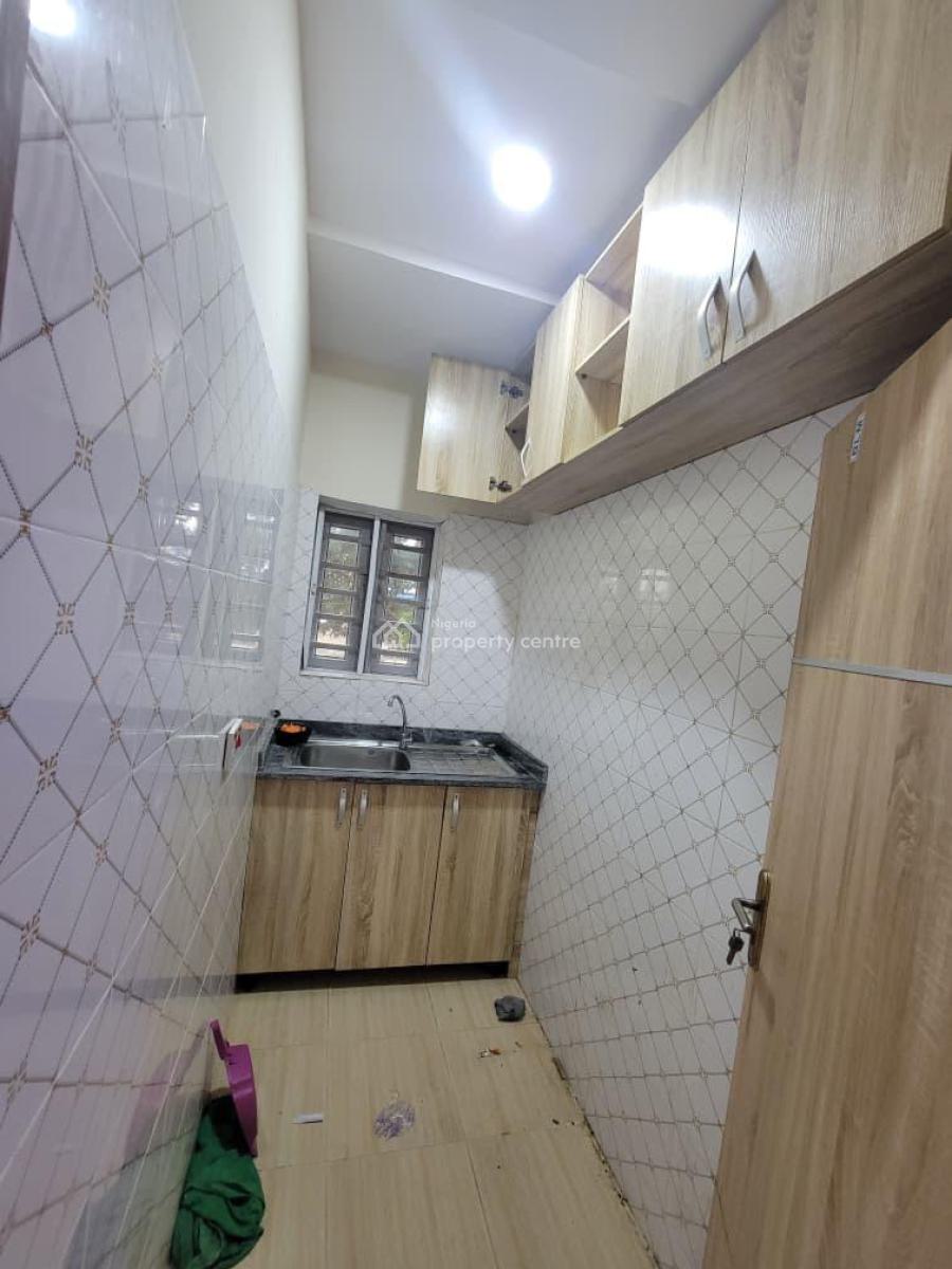 Well Maintained Mini Flat Downstairs, Lekki Atlantic Garden Estate, Ajah, Lagos, Mini Flat (room and Parlour) for Rent
