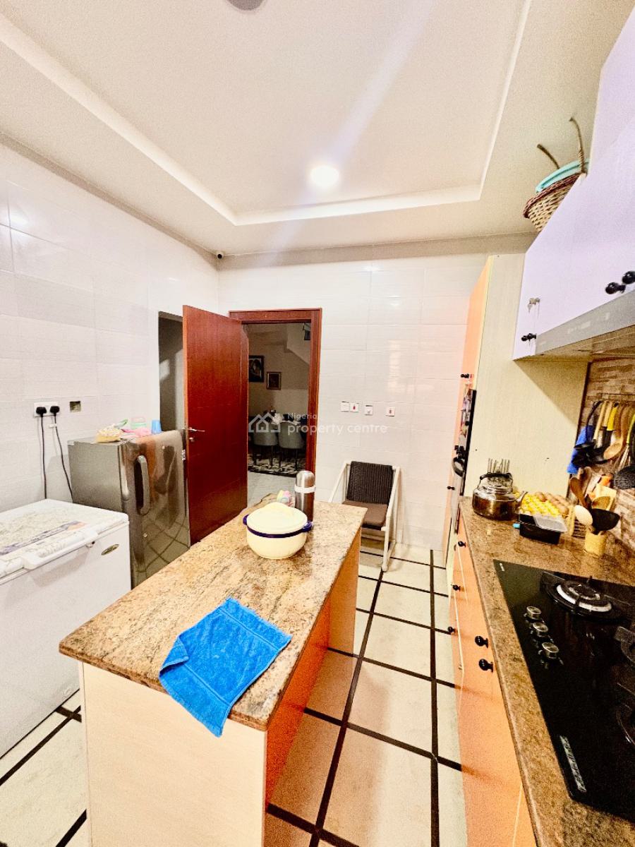 Room with a Shared Kitchen in a Prestigious Code-access Estate, Royal Pine Estate, Orchid Road By Lekki 2nd Toll Gate, Lekki, Lagos, Flat / Apartment for Rent