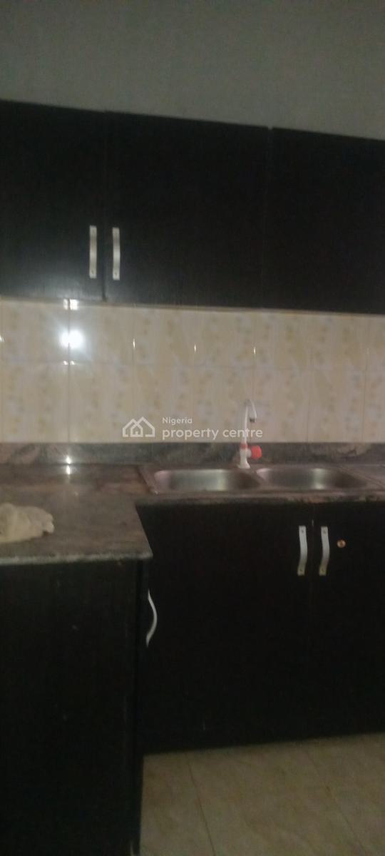 2 Bedroom Apartment, Off Mobil Road, Ilaje, Ajah, Lagos, Flat / Apartment for Rent