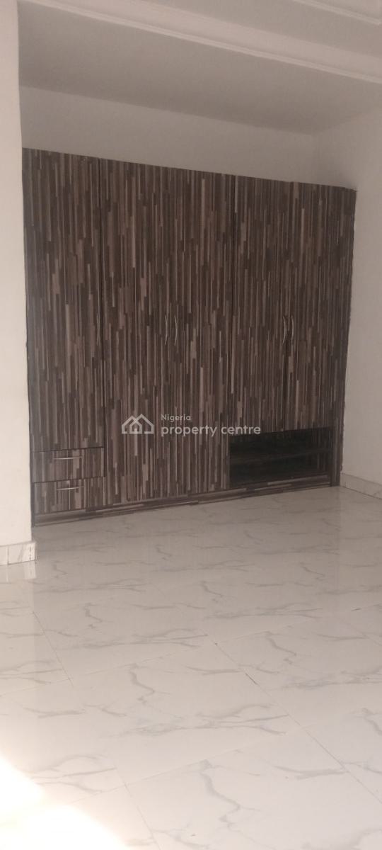 2 Bedroom Apartment, Off Mobil Road, Ilaje, Ajah, Lagos, Flat / Apartment for Rent