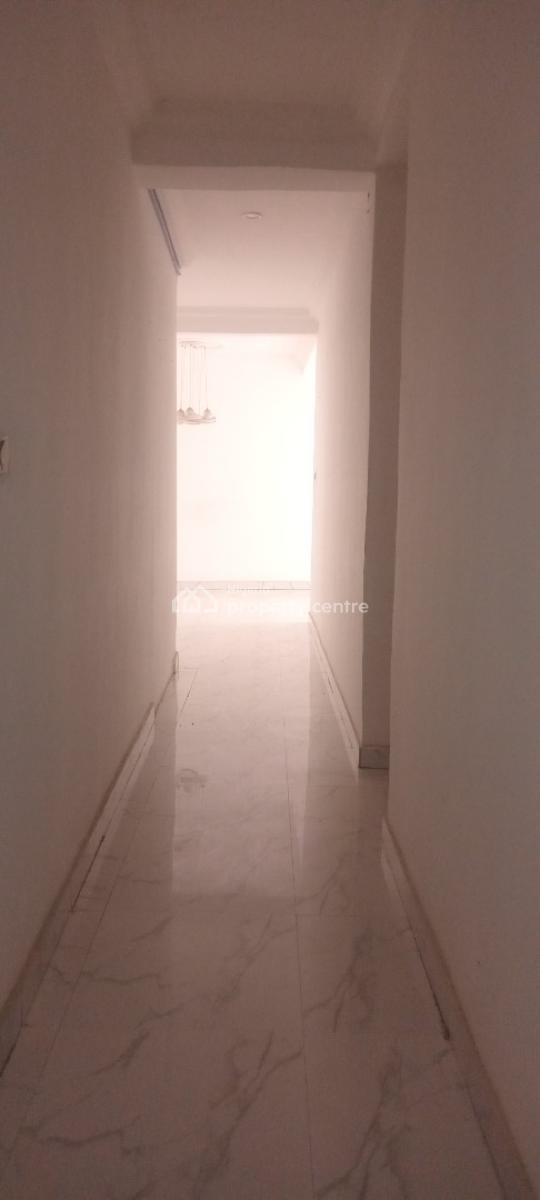 2 Bedroom Apartment, Off Mobil Road, Ilaje, Ajah, Lagos, Flat / Apartment for Rent