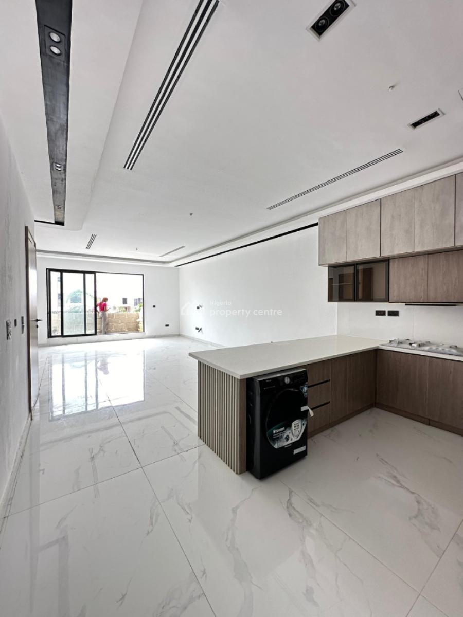 2 Bedroom Apartment, Lekki Phase 1, Lekki, Lagos, Flat / Apartment for Sale