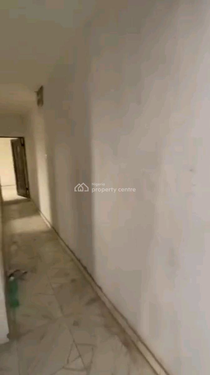 Newly Built Standard and Nice 2 Bedroom Upstairs with Pop, Off Morocco Road, Shomolu, Lagos, Flat / Apartment for Rent