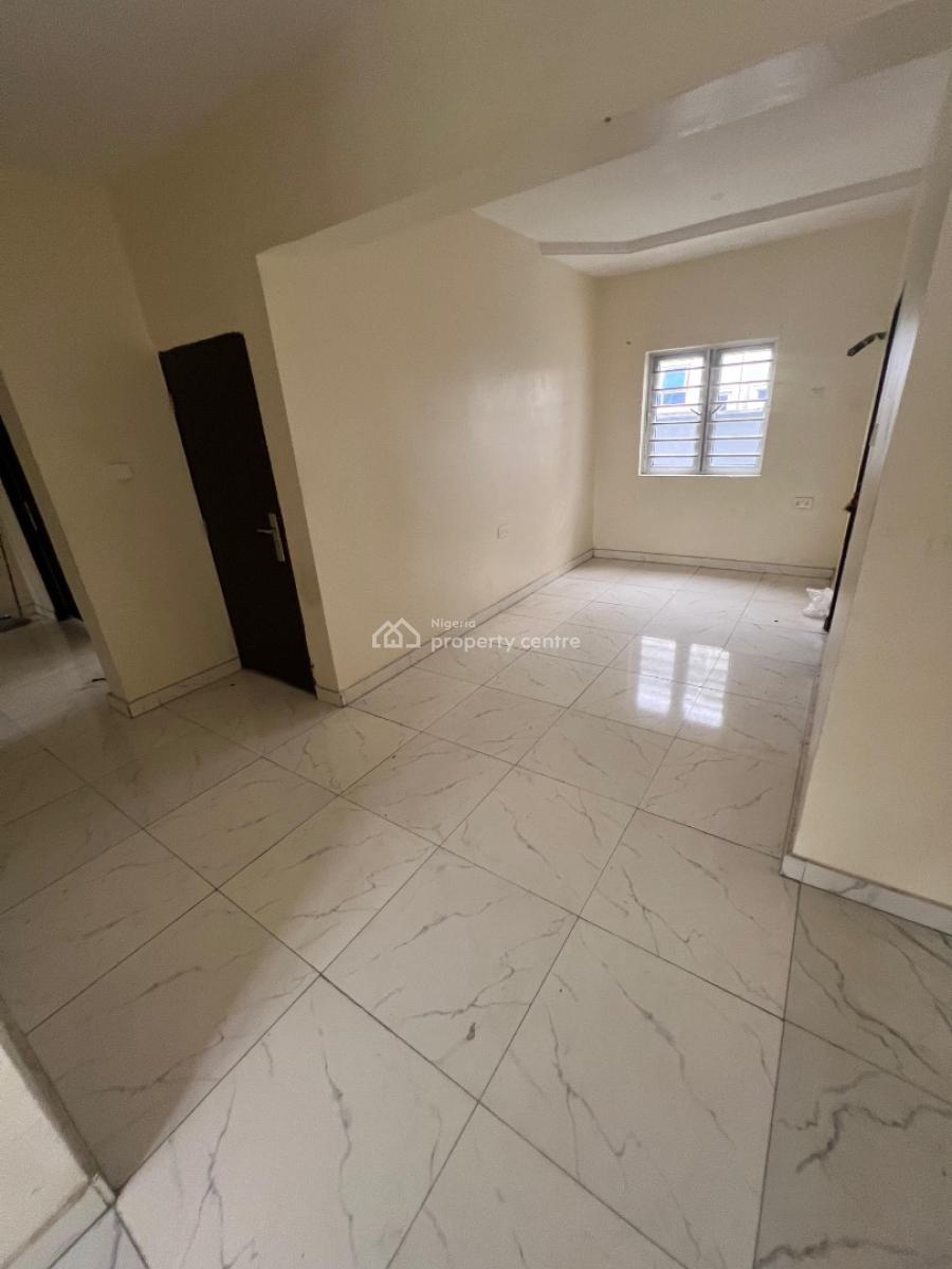 Lovely 3 Bedrooms Flat, Off Mobil Estate Road, Lekki, Lagos, Flat / Apartment for Rent