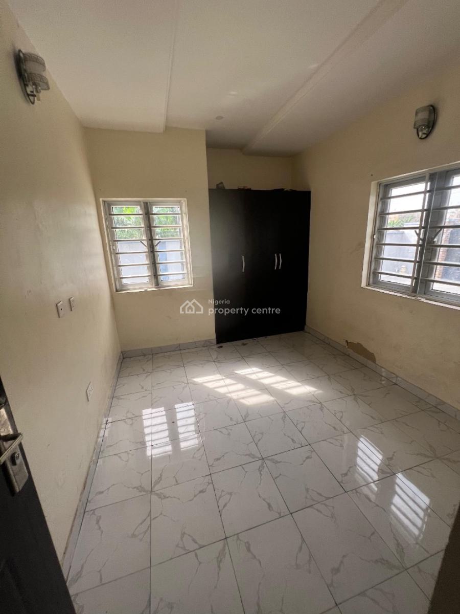 Lovely 3 Bedrooms Flat, Off Mobil Estate Road, Lekki, Lagos, Flat / Apartment for Rent
