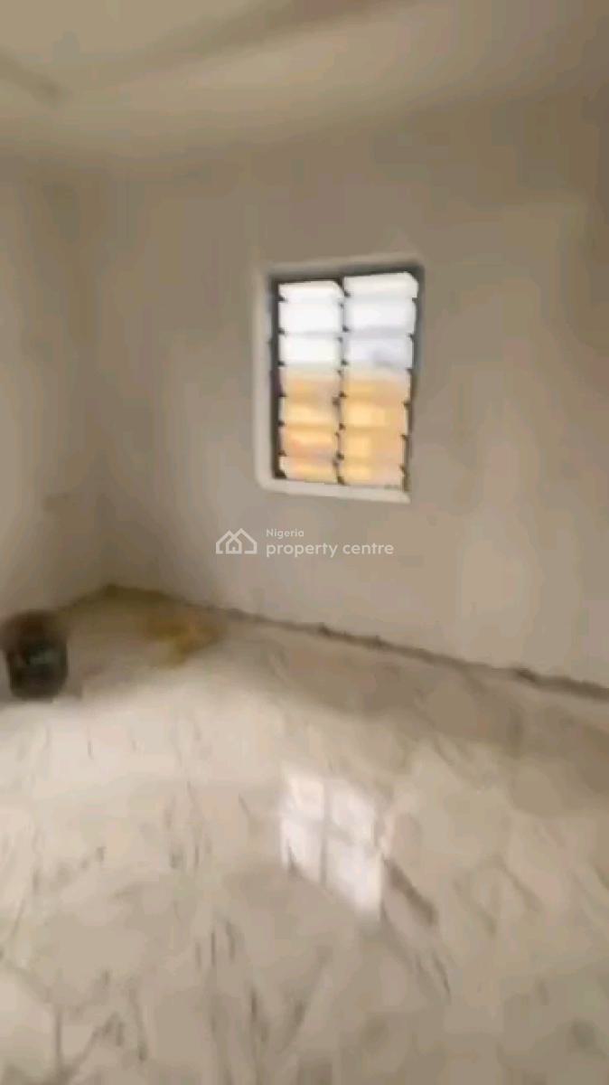 Newly Built Standard and Nice 2 Bedroom Upstairs with Pop, 2 Toilet, Off Morocco Road, Shomolu, Lagos, Flat / Apartment for Rent