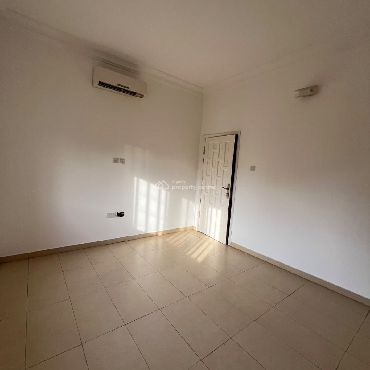 3 Bedroom &bq, Lekki Phase 1, Lekki, Lagos, Flat / Apartment for Rent