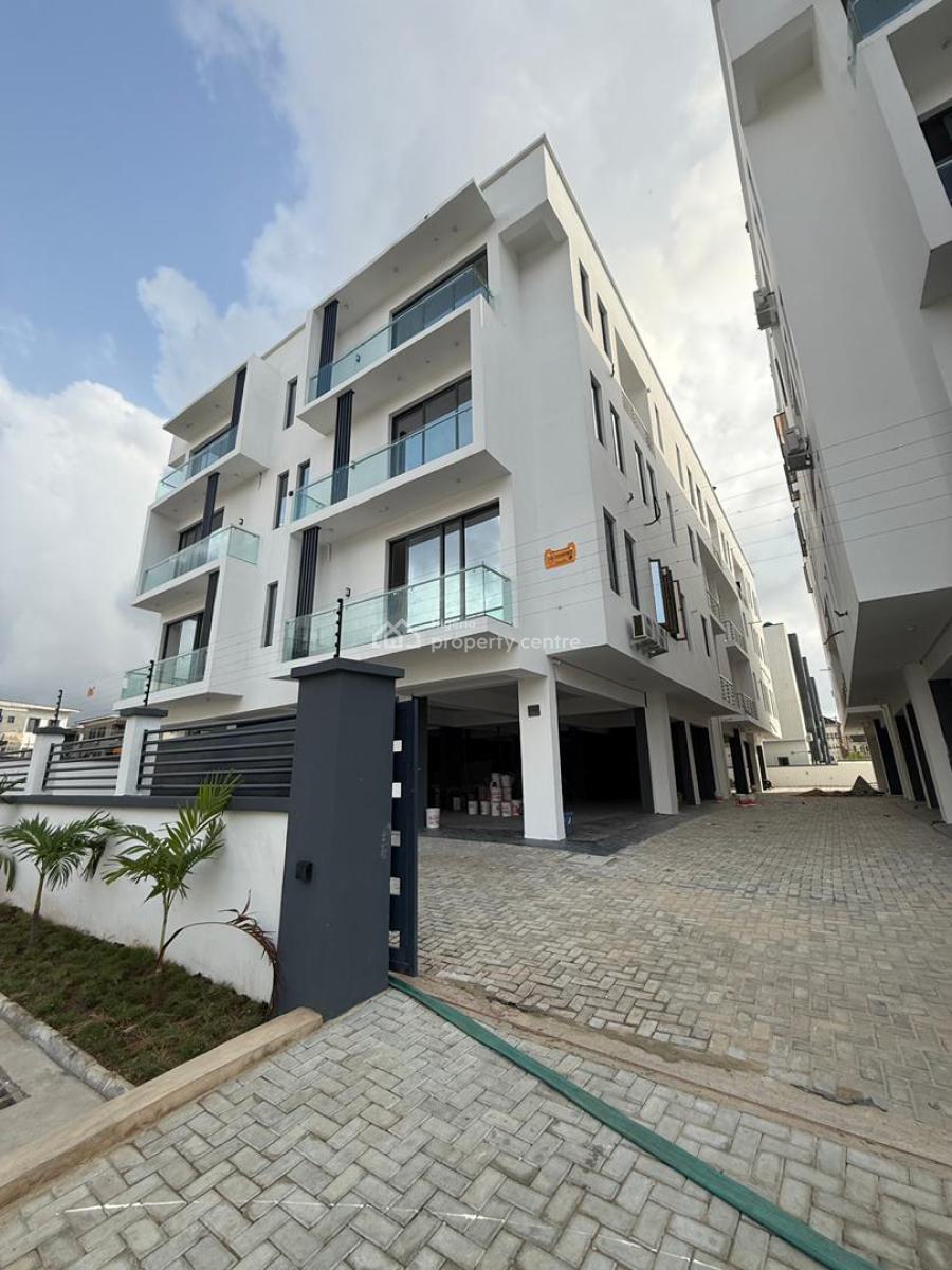 2 Bedroom Apartment with Bq, Lekki Phase 1, Lekki, Lagos, Block of Flats for Sale