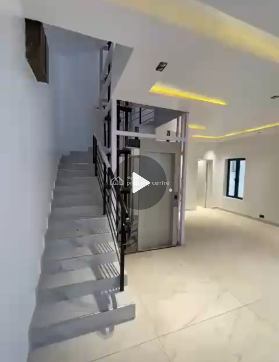 5 Bedroom Semi Detached House with Self Compound  with Roof Top Space,, Parkview, Ikoyi, Lagos, Semi-detached Duplex for Sale